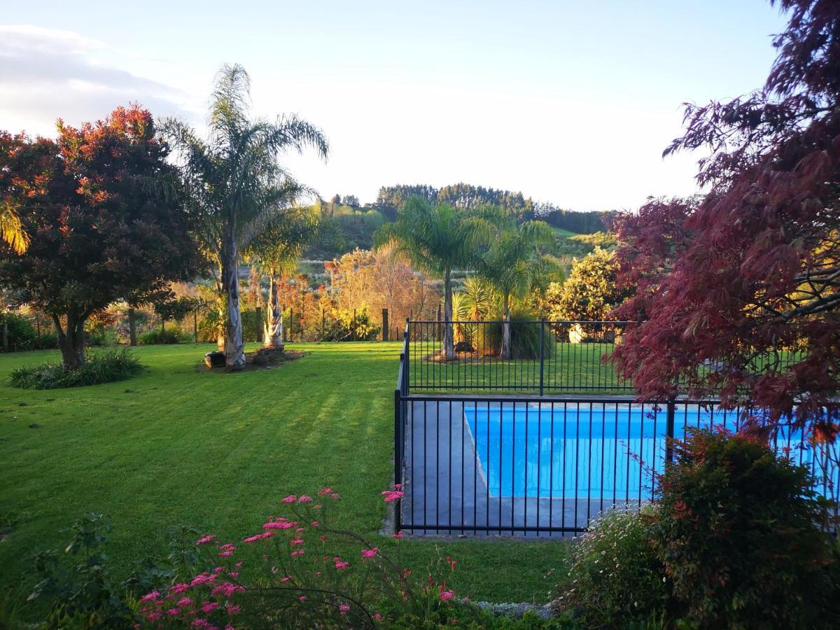 River Side Lodge Whakamarama Exterior foto