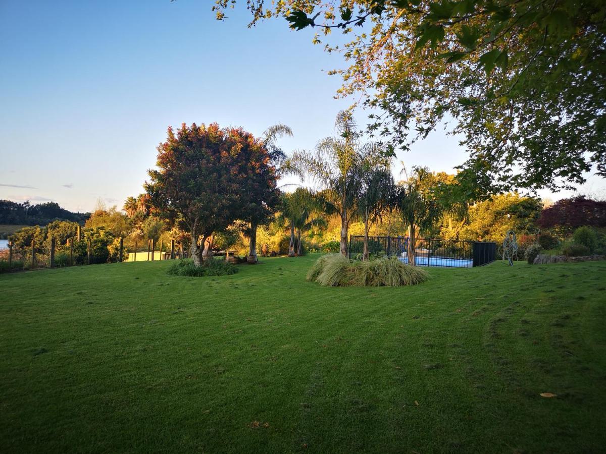 River Side Lodge Whakamarama Exterior foto